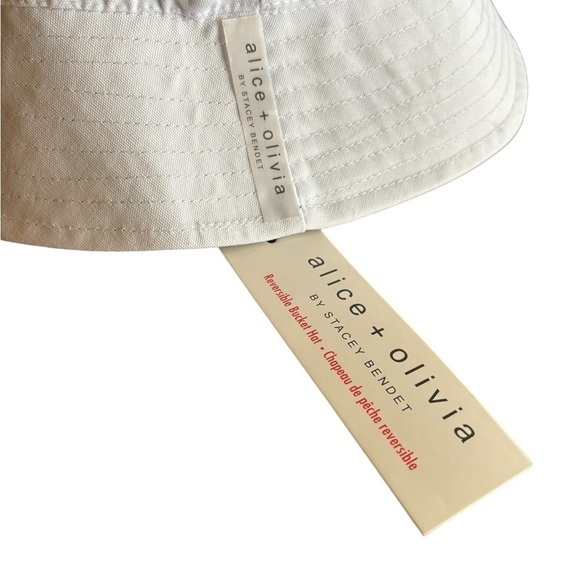 NWT Alice + Olivia Fabfitfun White Canvas Reversible Bucket Hat Black w Daisies main image 4